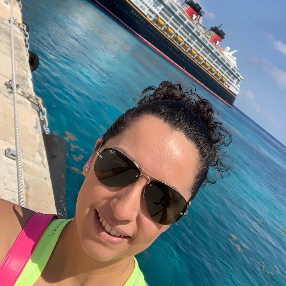 Meet your Posher, Tanya